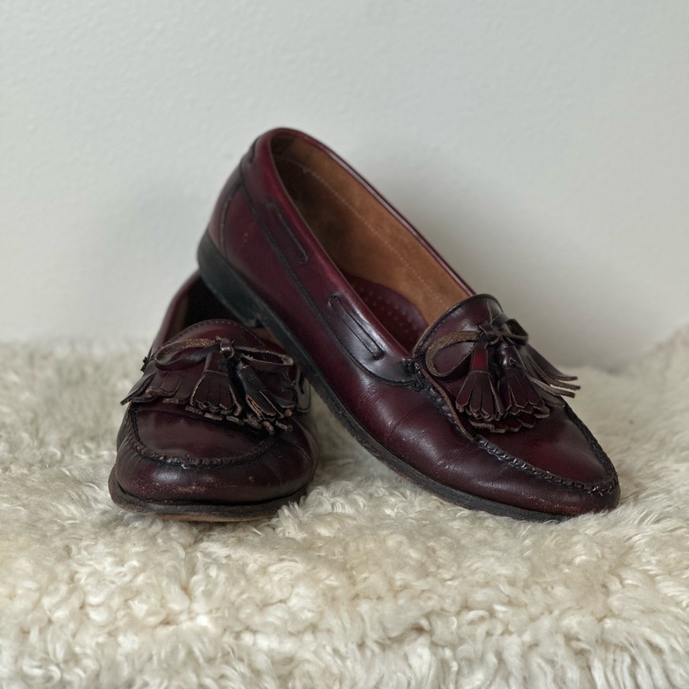 Cole Haan Burgundy Tassel Loafers Size 9.5 D
